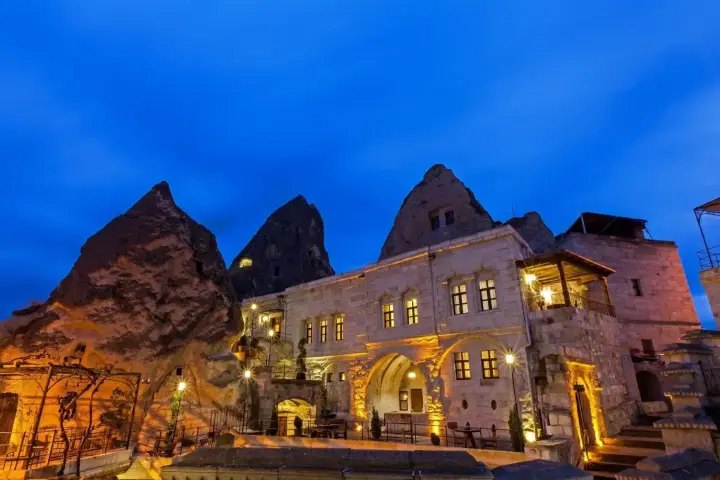 Mithra Cave Hotel